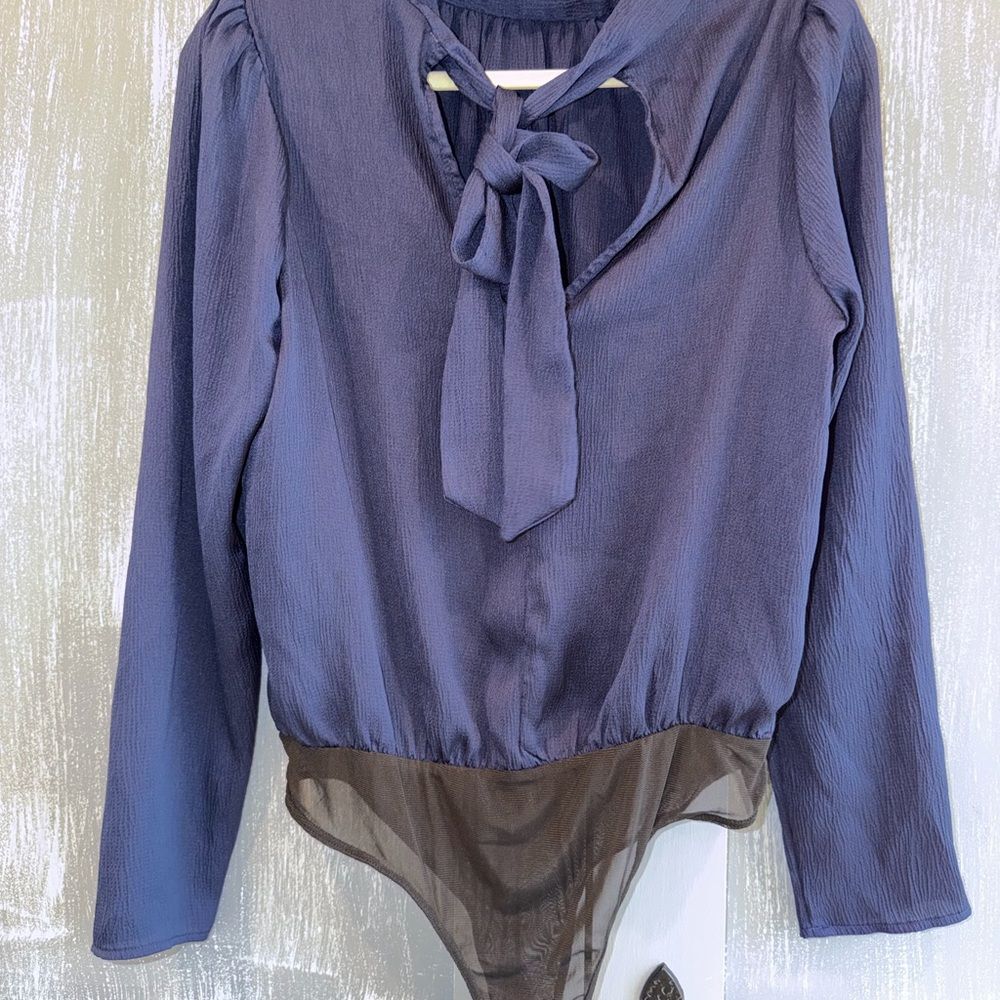 Lush Navy Tie-Neck Long Sleeve Bodysuit Sheer Bottom Size M - Picture 4 of 7